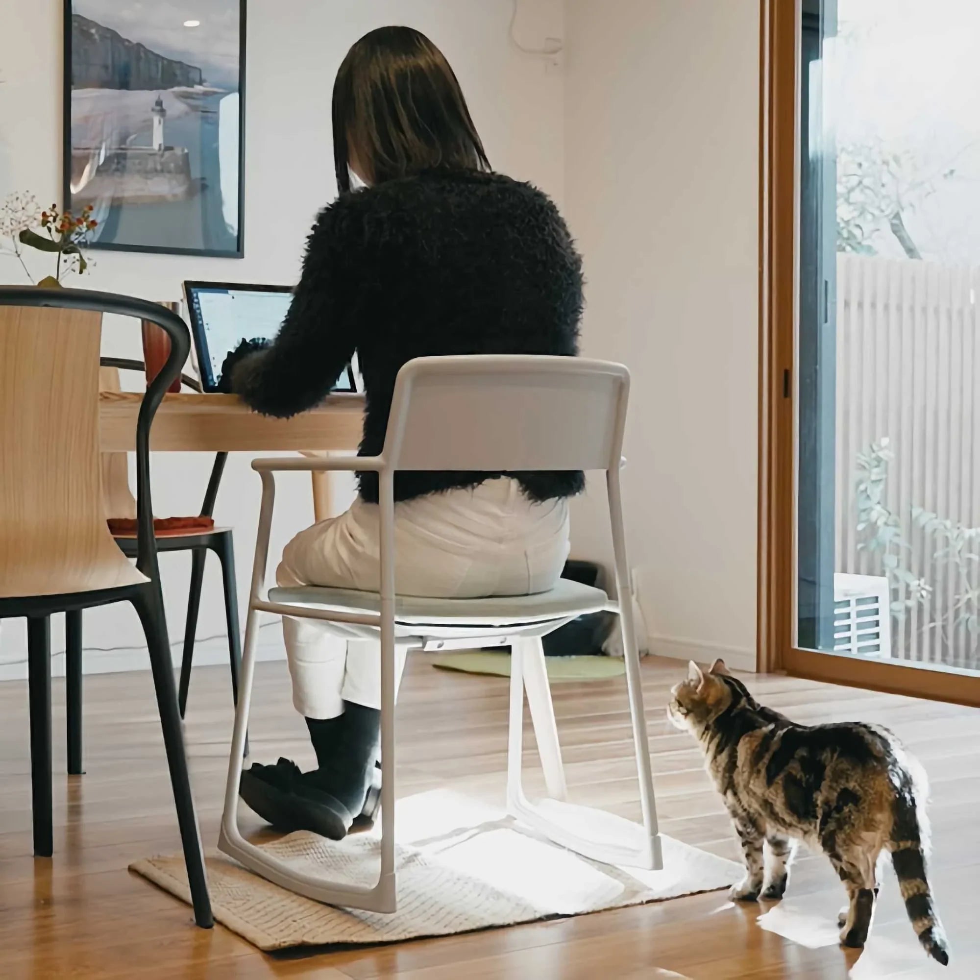 Kokuyo Cuna rocking chair, black